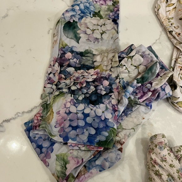 2T Posh Peanut Pajama Sets (5 sets) - Picture 4 of 6